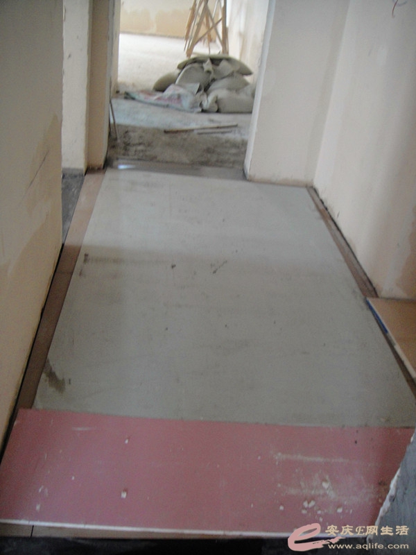 DSC03948_.jpg