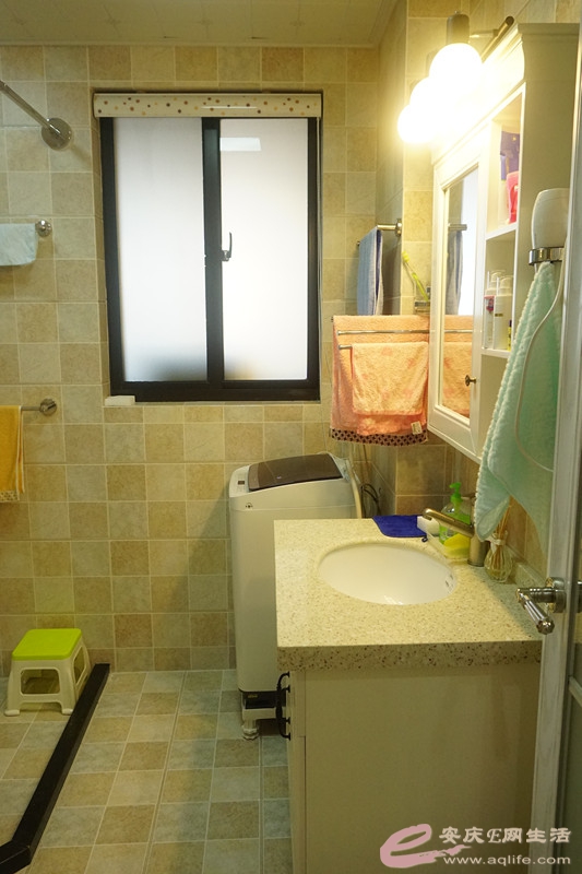 DSC02542_.jpg