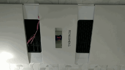 e023843374_clip1.gif