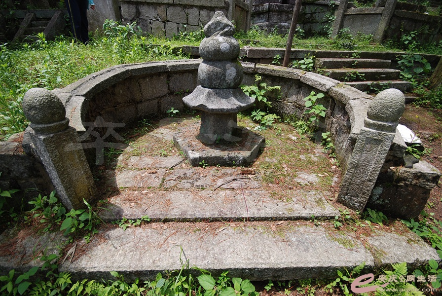 02.jpg