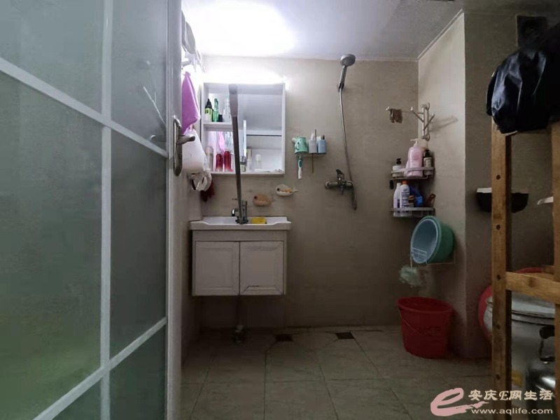 a4e36483-b387-42fd-97ec-a7dee45505c7_0.jpg