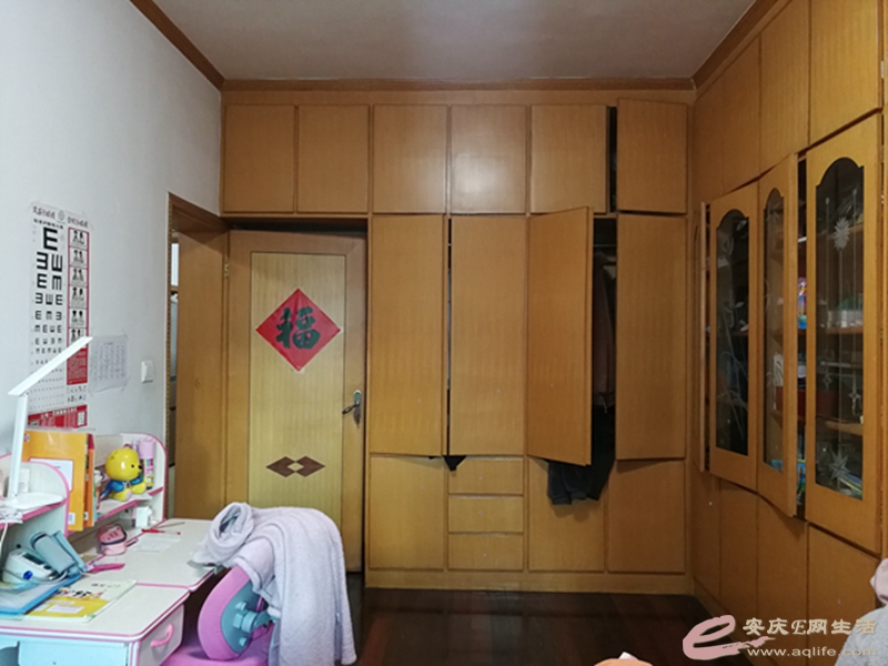 d871e91e-32b1-4a67-a241-8d3ba06ed8e8_0.jpg