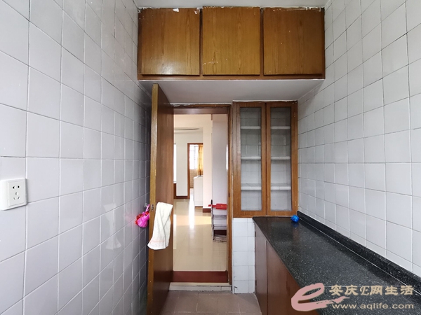 916df785-dabe-4d2c-9201-abc108fcd4f8_0.jpg