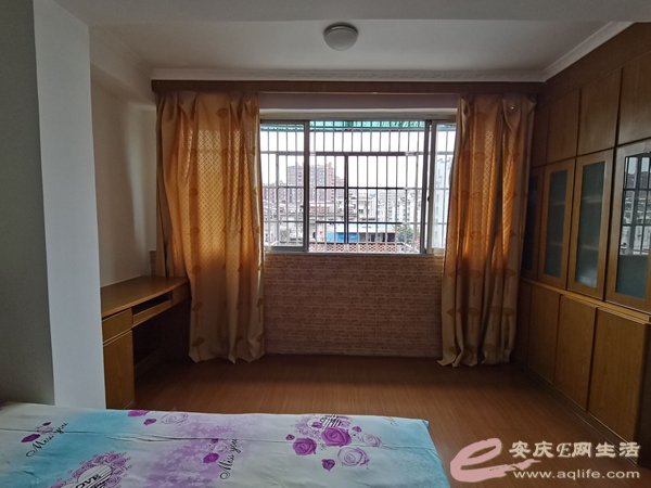 b340e548-420a-47dd-9420-4dbb88ff2bdb_0.jpg