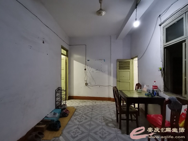 6f5c52d3-6180-47d5-bfe9-0b4d926611e0_0.jpg