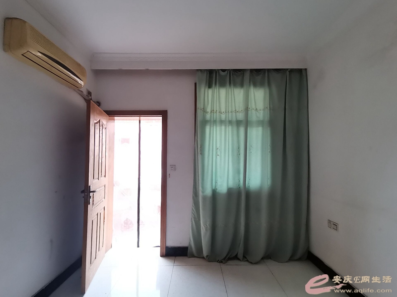 ac299d99-43e0-4bb8-80e4-292d75be27d6_0.jpg