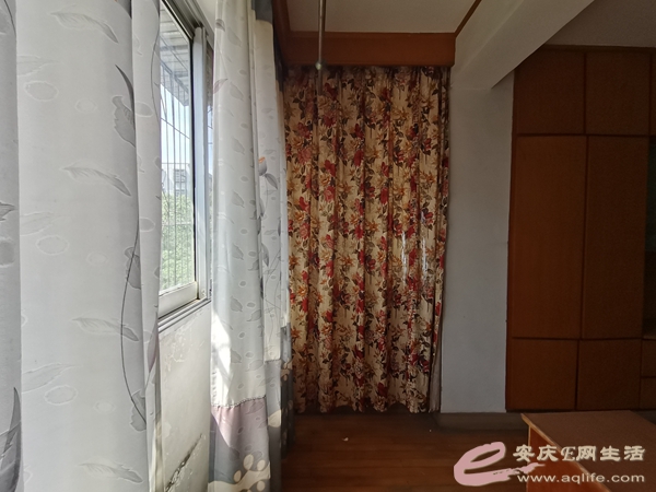 1db27a37-1ab0-4297-bfd9-e1fe6f5cf8d1_0.jpg