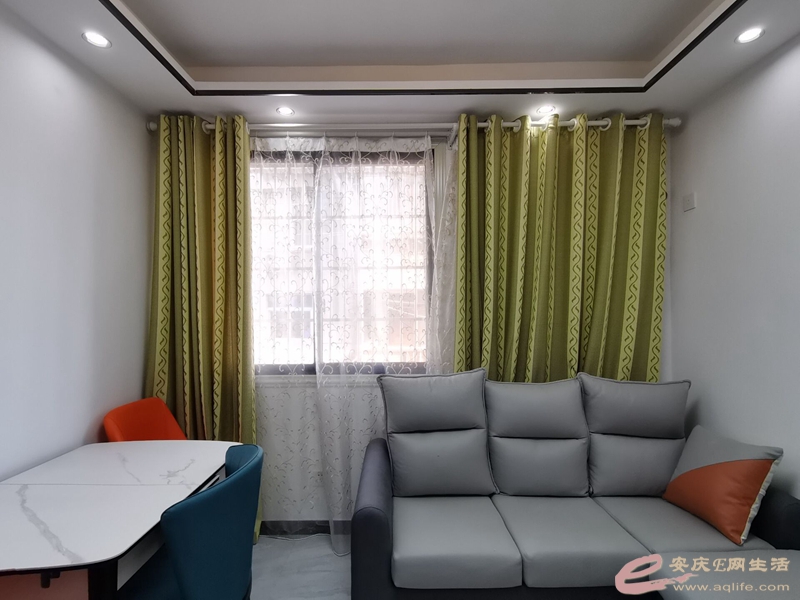 bc185403-987f-43d9-8ceb-f1c0b105ad87_0.jpg
