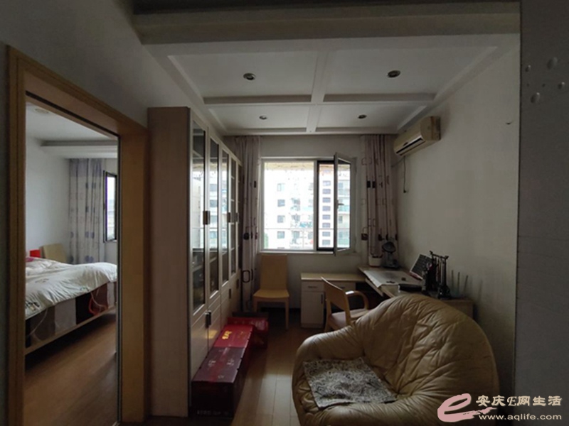 23c92772-cd05-410e-b40c-6eca891639d4_0.jpg