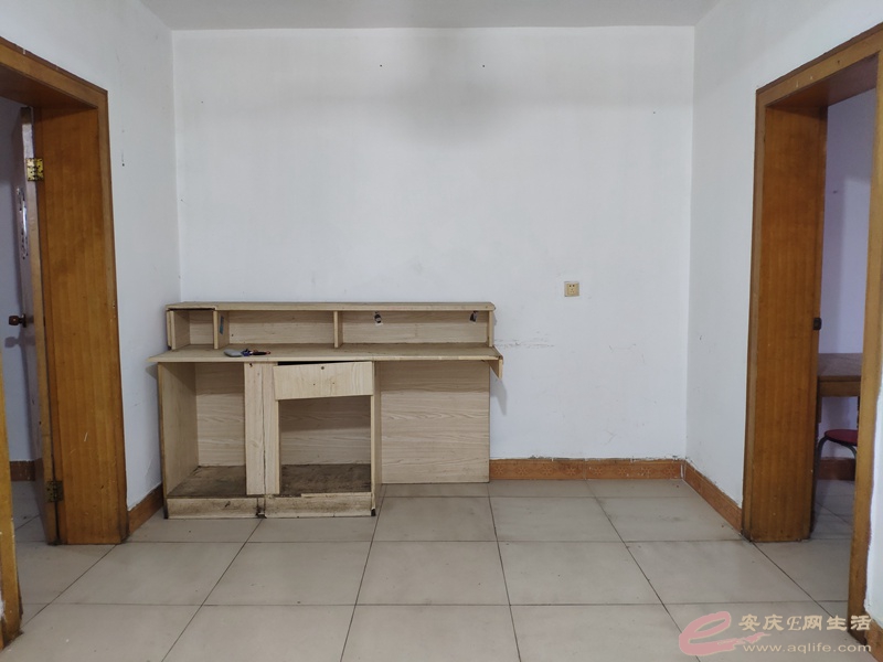 62f3abf3-8dac-4aae-b75d-e43906066ce1_0.jpg
