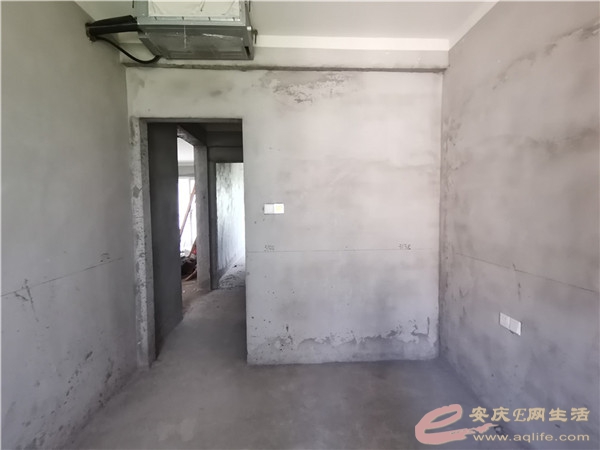 bcd558df-ba17-434a-b829-8dd4e9b6fd44_0.jpg