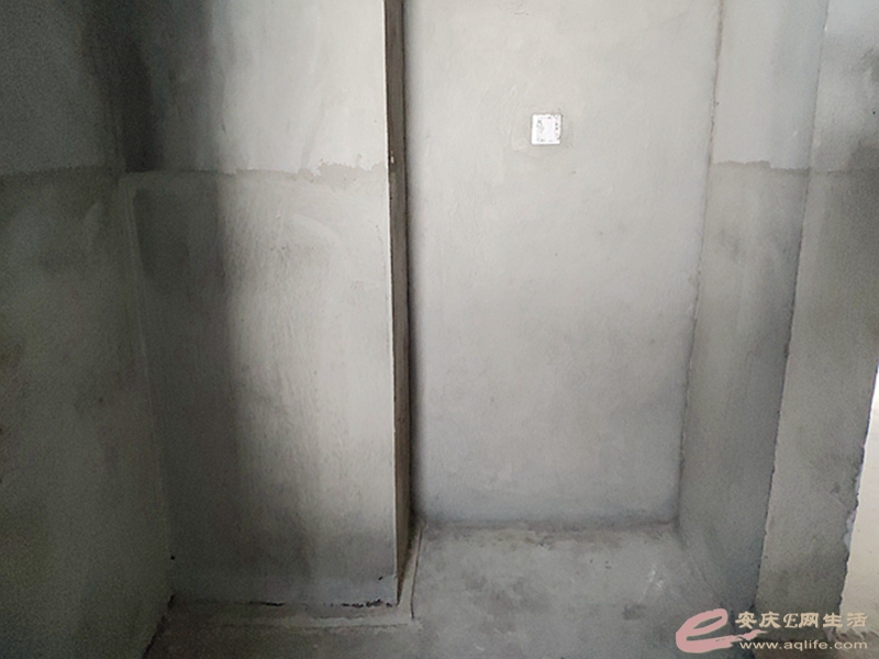 b1480ef7-16d6-46db-89c6-8f15fb967636_0.jpg