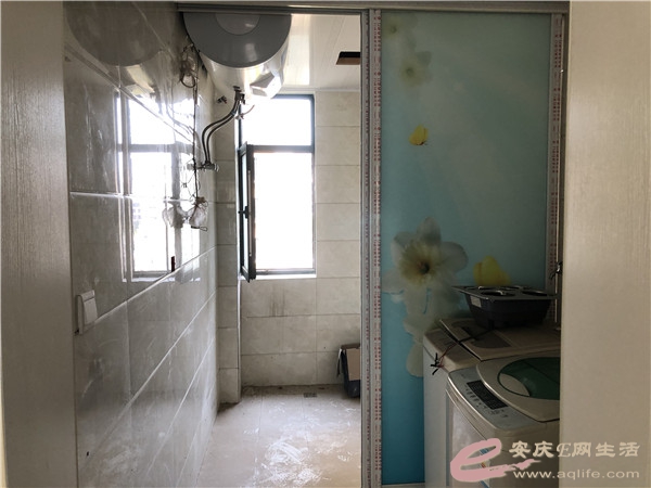 3da50cac-1c80-488d-b19c-3941183d8f9a_0.jpg