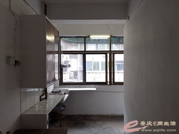 d2ad4e85-d787-4ef7-b785-9dc570ce1fcd_0.jpg