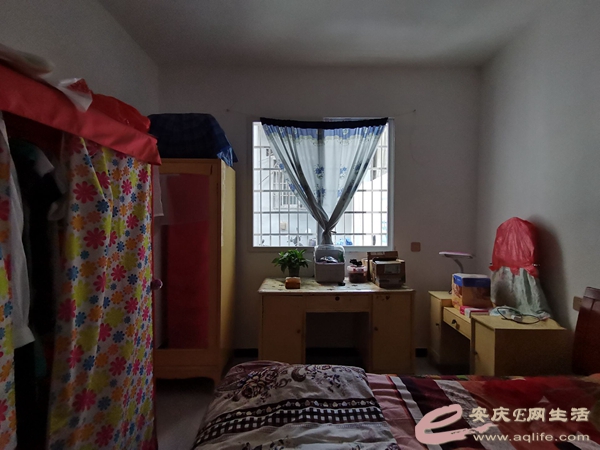 5c2f022b-7cb5-4da7-98b9-45e47421e06f_0.jpg