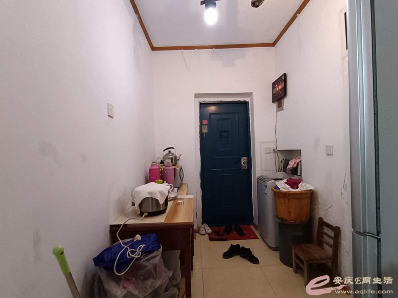 abbfe1e7-0851-4b99-9d5b-0c0afe34caad_0.jpg