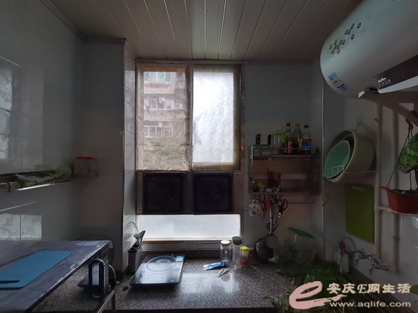 ca6f0d26-d28d-406a-97c7-331ede690695_0.jpg
