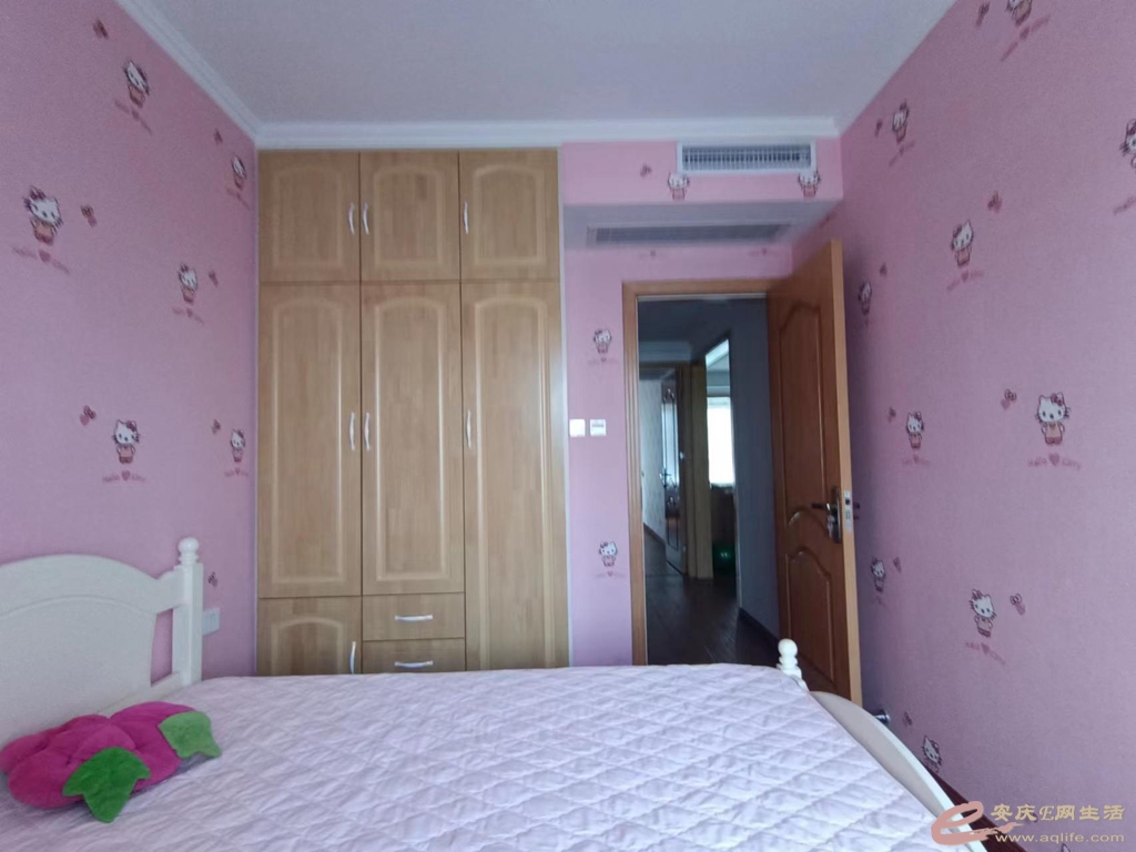 174bfdc9-5ef0-43a1-9195-fe4754fbbd9f_0.jpg