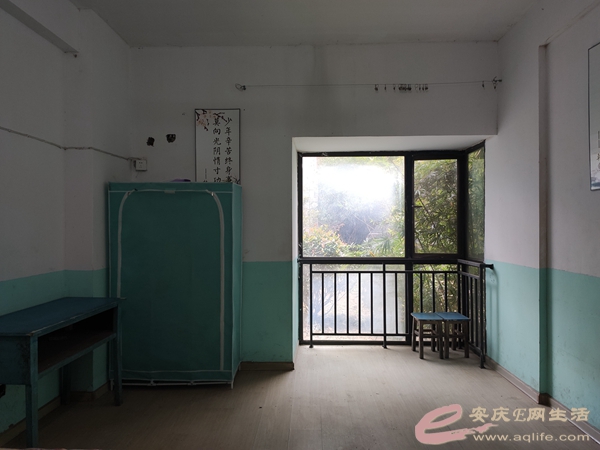 cd66a239-62f2-4617-8309-c660cbd42a47_0.jpg
